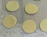 A picture of step 5 of Butter cookies.