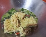 Foto langkah ke 2 dari resep Ketupat Mie Instan.