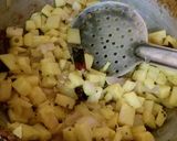 தலைப்பு : வாழைத்தண்டு பொரியல்(valathandu poriyal recipe in tamil) ரெசிபி ஸ்டேப் 2 புகைப்படம்
