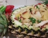Foto langkah ke 7 dari resep Nasi Goreng Nanas/Pineapple Fried Rice.