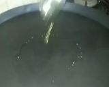 A picture of step 7 of Suji chilla.