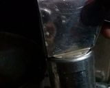 A picture of step 5 of Aloo bhujia.