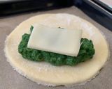 Une image de l'étape 4 de Chaussons épinards brebis.