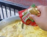 Foto langkah ke 5 dari resep Resep Opor Ayam kuning Spesial Rumahan Enak Dan Mudah.
