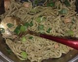 Foto langkah ke 2 dari resep Mie Goreng Bakar.