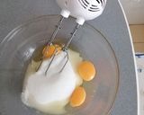 Foto del paso 2 de la receta: Bizcocho 1, 2, 3 con manzana