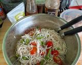 รูปขั้นตอนการทำที่ 3 ของ ตำเส้นขนมจีน