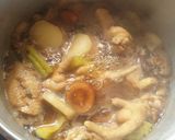 รูปขั้นตอนการทำที่ 6 ของ บะหมี่ไก่ตุ๋นมะระ