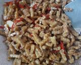 Foto langkah ke 3 dari resep Orek tempe kering manis.