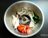 รูปขั้นตอนการทำที่ 1 ของ ต้มยำเห็ดรวมมิตรใส่กุ้ง #อาหารไทยง่ายๆ