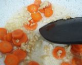 Foto langkah ke 3 dari resep Tumis brokoli bola lobster.