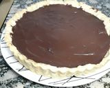 Foto del paso 7 de la receta: Tarta de vainilla, mermelada y ganache de chocolate
