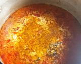 A picture of step 2 of Spaghetti jollof.