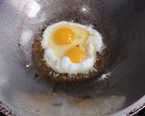 Foto langkah ke 1 dari resep Nasi goreng kunyit.