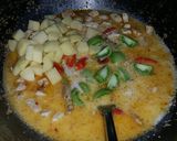 Foto langkah ke 4 dari resep Tongseng Ayam Kuah Santan.