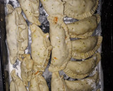 Foto del paso 7 de la receta: Empanadas de Pollo Jugosas + Tapas de Empanadas (Horno-Fritas)