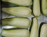 Foto del paso 7 de la receta: Calabacín relleno de vegetales gratinado 🥒