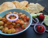 A picture of step 9 of Chhole Bhature.