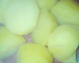 A picture of step 1 of Potato balls.