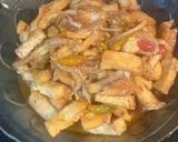 Foto langkah ke 5 dari resep Ayam suwir dan tahu saos tiram.