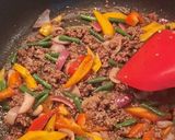 Foto langkah ke 8 dari resep Pad Kra Pao (Thai Beef Basil) #73.