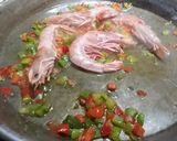Foto del paso 2 de la receta: Paella de marisc con gambones