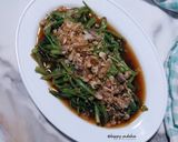 Foto langkah ke 4 dari resep Tumis Kangkung Rebon Basah.