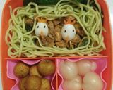 Foto langkah ke 13 dari resep Martabak Mie Sosis dan #Bekal2Khansa.
