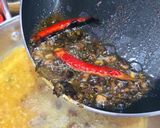 A picture of step 4 of Dhaba Style moong daal.