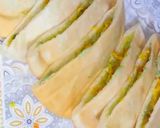 A picture of step 5 of Cheesy pita pockets.