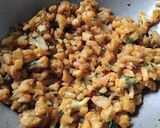 A picture of step 2 of Cauliflower / Gobhi Samosa.