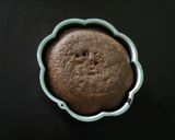 A picture of step 5 of Chocolate Love cake.