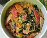 Foto langkah ke 6 dari resep Bihun Kecap Jamur Kuping.