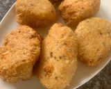 Foto del paso 3 de la receta: Arepitas de yuca con Jamón y queso
