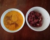 Hình bước làm 1 của món Trứng chiên thịt băm