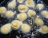 A picture of step 2 of Chaat pattay dahi bhallay.