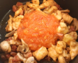 Foto del paso 4 de la receta: Pollo chasseur o en salsa cazadora