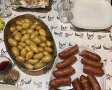 Une image de l'étape 12 de Boites chaudes à l'ail et au vin blanc (pommes grenailles, saucisses de morteau et diots du Jura).