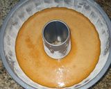Foto langkah ke 6 dari resep Bolu Karamel Sarang Semut.