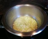 Foto del paso 2 de la receta: Crema de coliflor verde con yogur activia