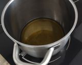 Foto del paso 2 de la receta: Sopa de caldo de cebolla, ajo y miso
