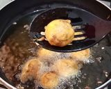 A picture of step 6 of Onion Bonday.