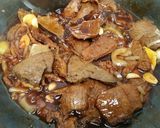Foto langkah ke 2 dari resep Daging Saos Paprika.