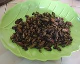 Foto langkah ke 1 dari resep Kerang Ijo Tumis Pedas.