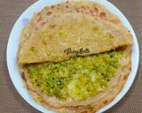 A picture of step 5 of Stuffed Cauliflower-Tuvar-Matar Paratha.