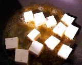 A picture of step 5 of Mughlai Paneer Korma.