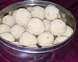 ड्राईफ्रूट्स आटा लड्डू (Dryfruits aata laddu recipe in Hindi) रेसिपी चरण 5 फोटो