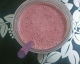 Foto langkah ke 2 dari resep Berry Banana Smoothies.