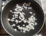 Foto del paso 1 de la receta: Omelette de calabacitas y rajas