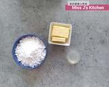 A picture of step 8 of Lemon Cupcakes + Lemon Buttercream Frosting = The Perfect Cupcake.